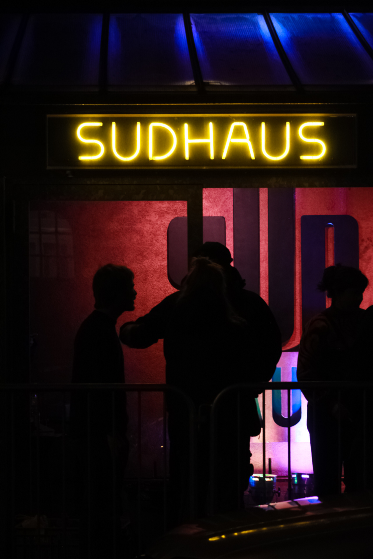 &Uuml;30 Party