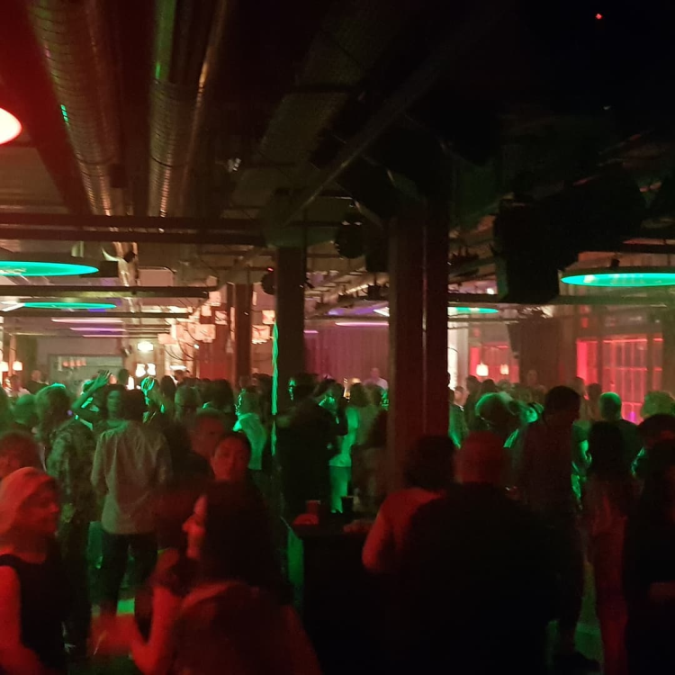 Tanznacht40
