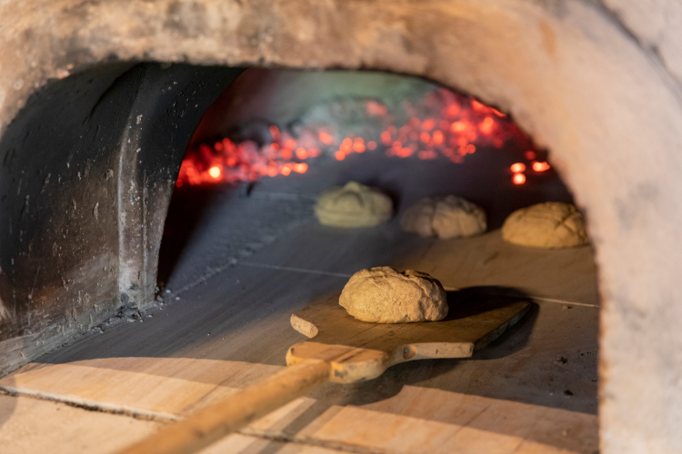 R&ouml;misches Brot backen
